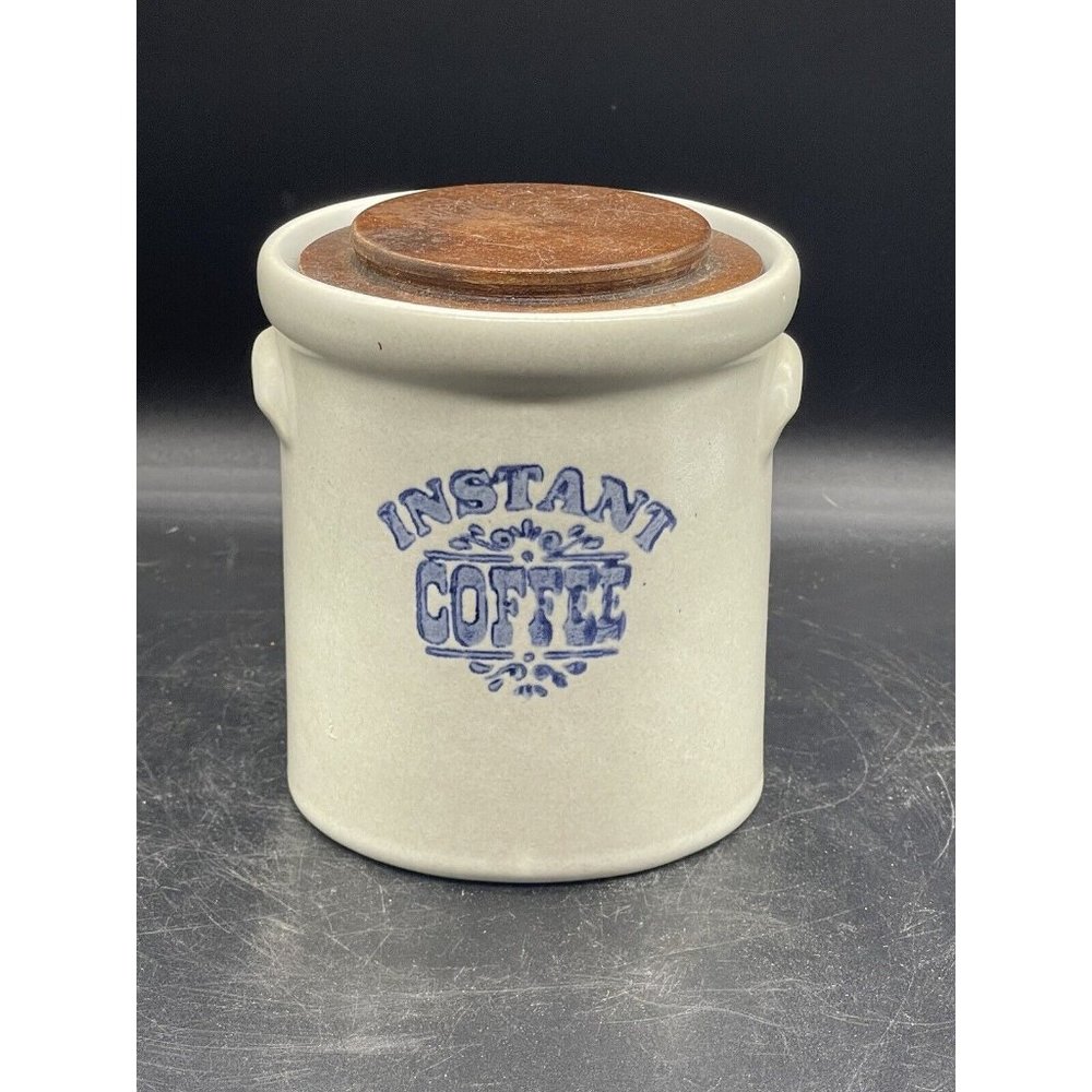 Pfaltzgraff Pottery Yorktowne Instant Coffee Canister Crock with Wood Lid